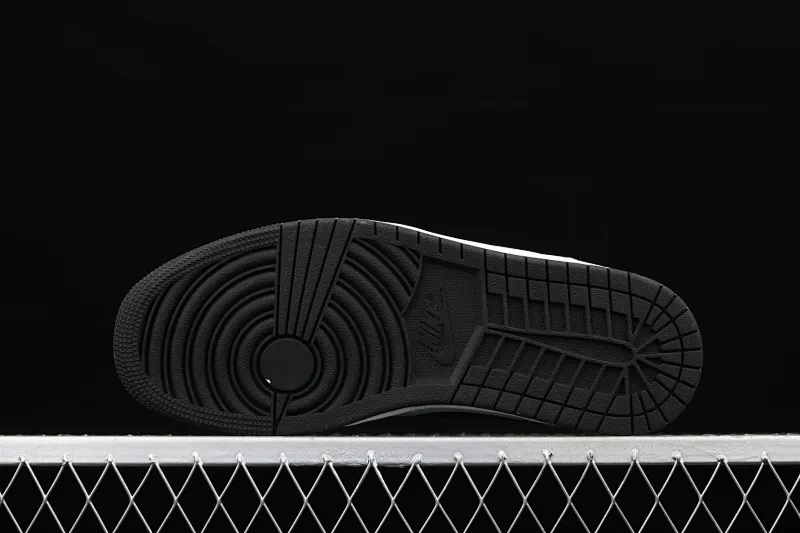All categories Air Jordan Jordan series basketball shoes Air Jordan 1 High Z version Air Jordan 1 "Court Purple" AJ1 Joe 1 League of Legends black and green CV0152-102